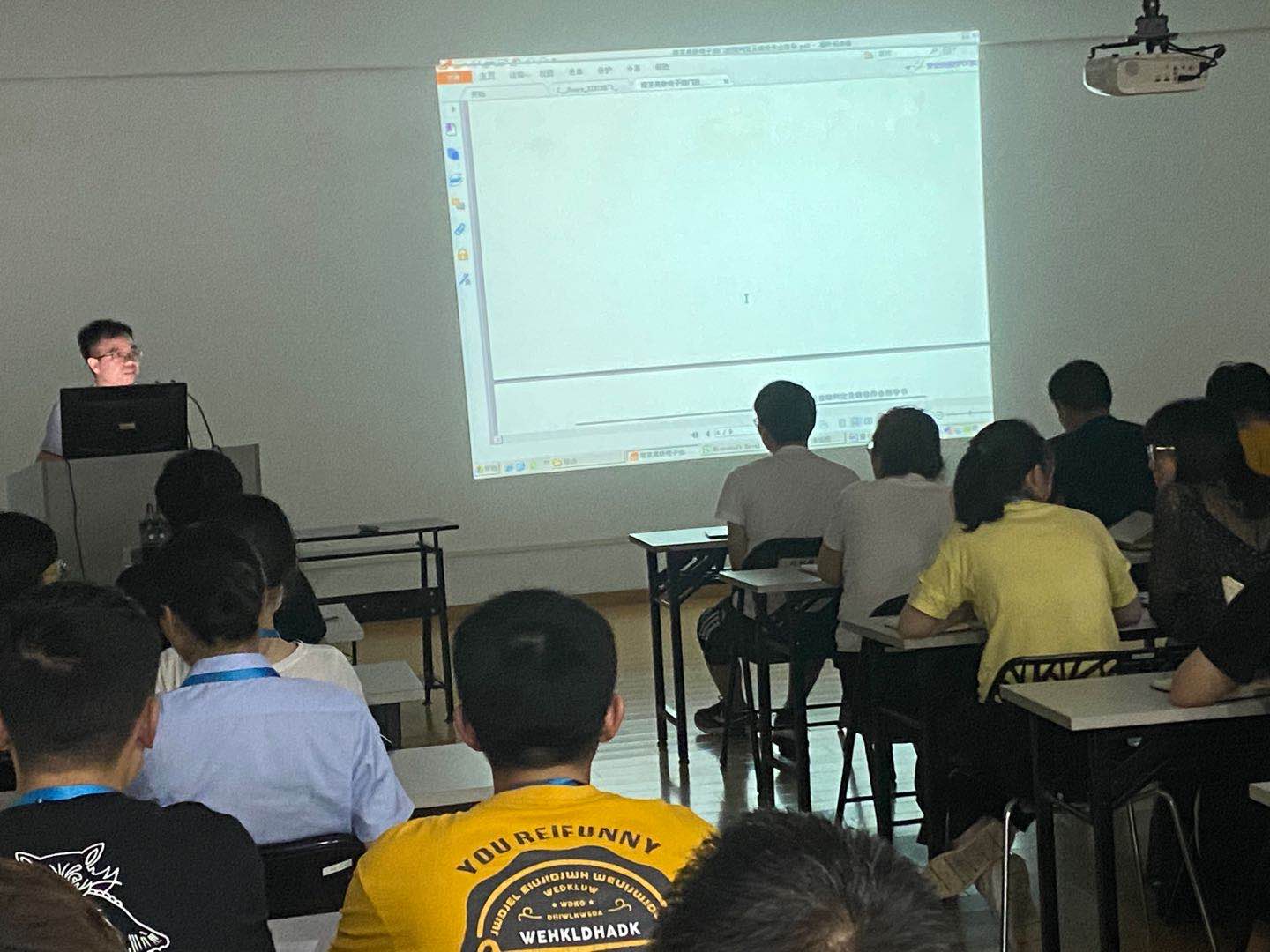專題知識培訓：電子油門系統(tǒng)、電氣原理培訓